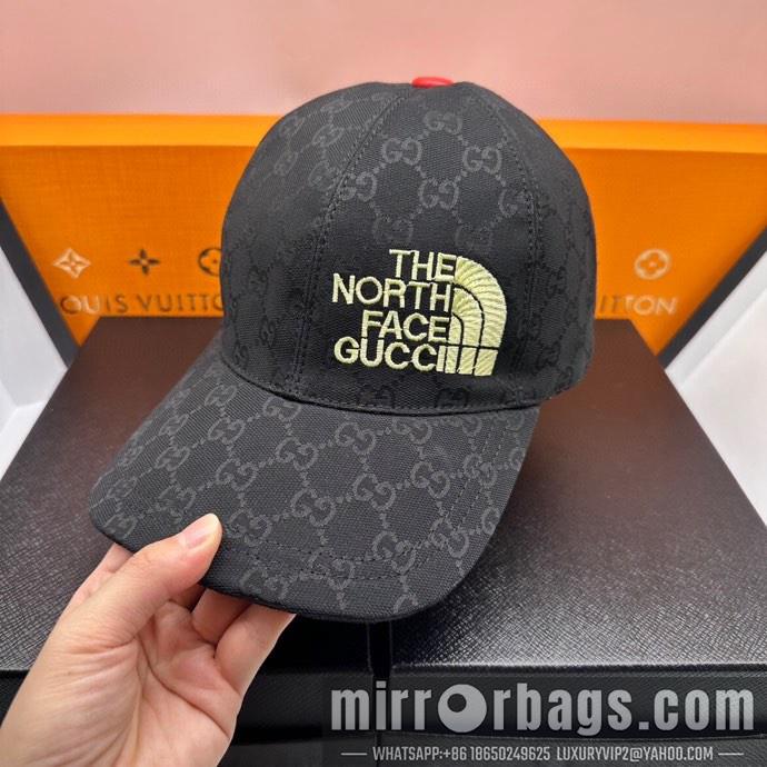 Replica Dior x The North Face Hat dxn11