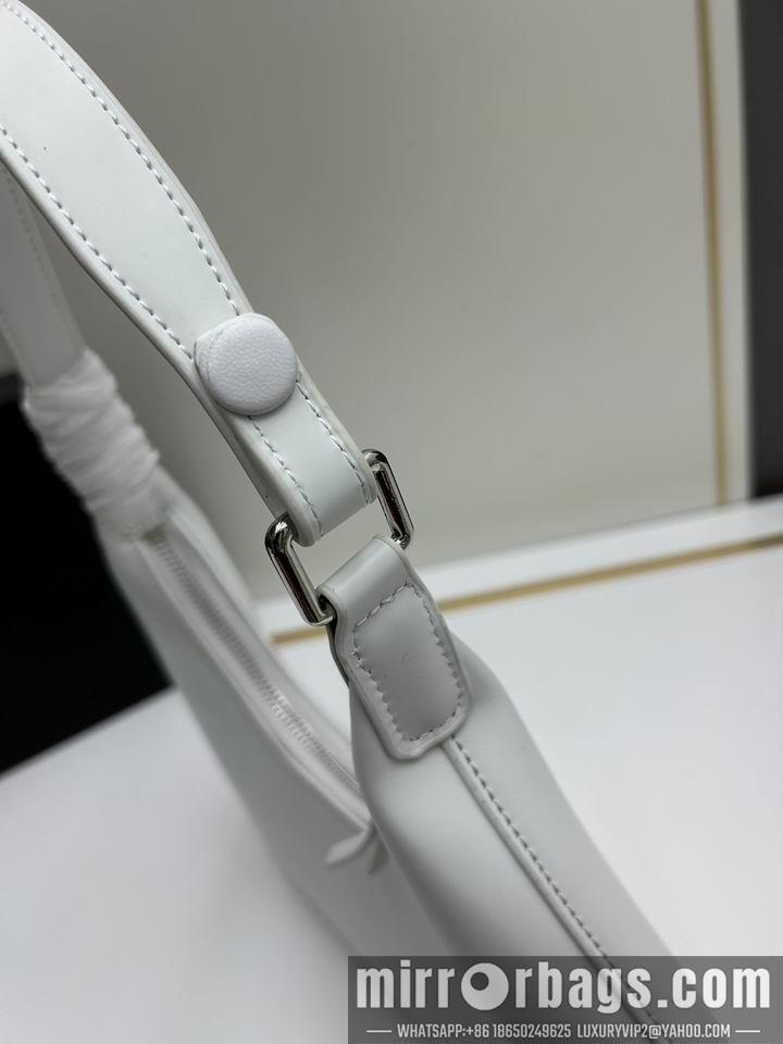 Replica Prada Bags Prada 818 30x12x6cm jj3