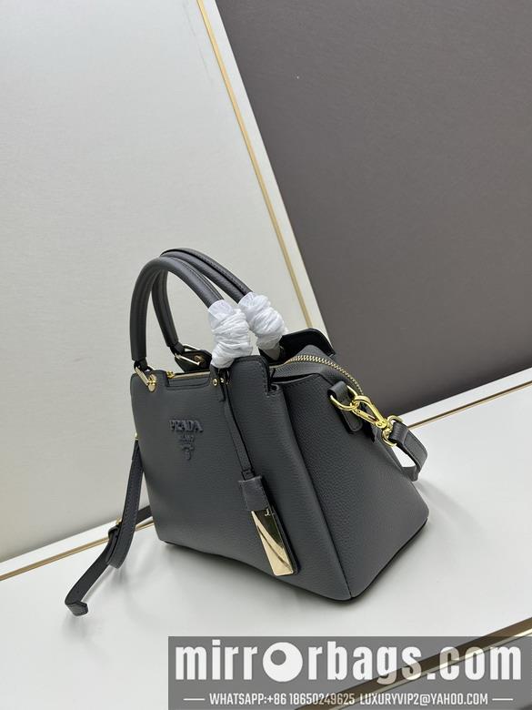 Replica Prada Bags Prada 445 30x21x13cm jj1