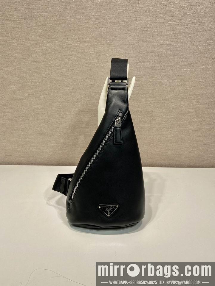 Replica Prada Bags Prada 2VZ098平纹 17x32x6.5cm AP1