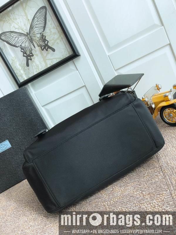 Replica Prada Bags Re-Nylon Saffiano 1BD671 30x25x12cm ap 21