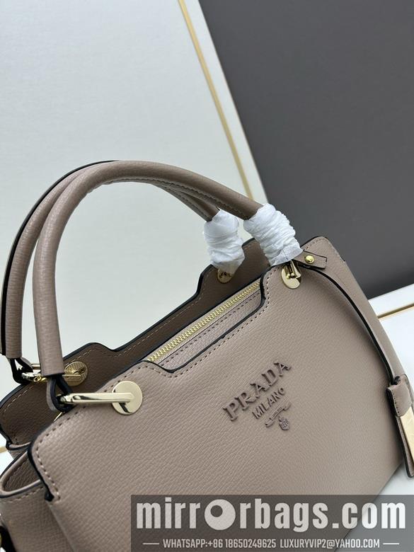 Replica Prada Bags Prada 445 30x21x13cm jj2