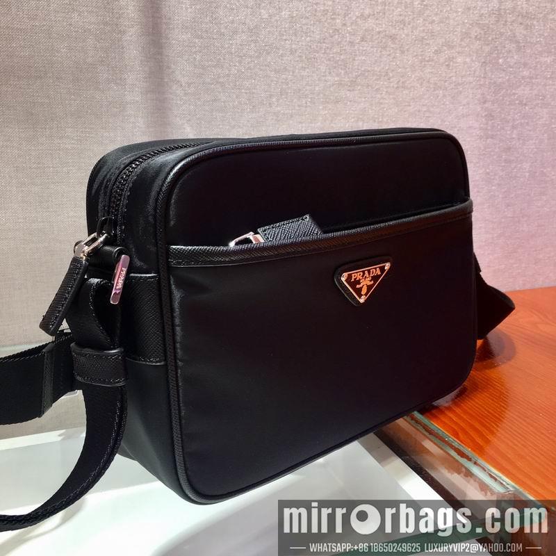 Replica Prada Bags Re-Nylon Saffiano 2VH048 23x16x7cm ap 20