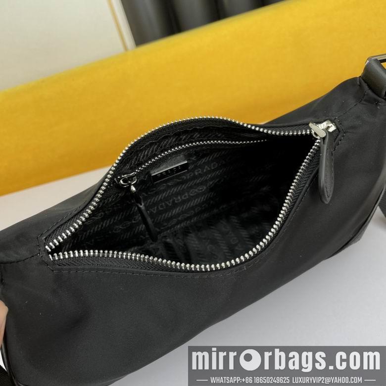 Replica Prada Bags WW6368 29X7.5X14