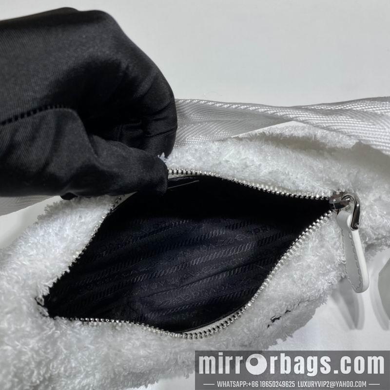 Replica Prada Bags Hobo Re-Edition 1NE515 22x17x6cm ap 05