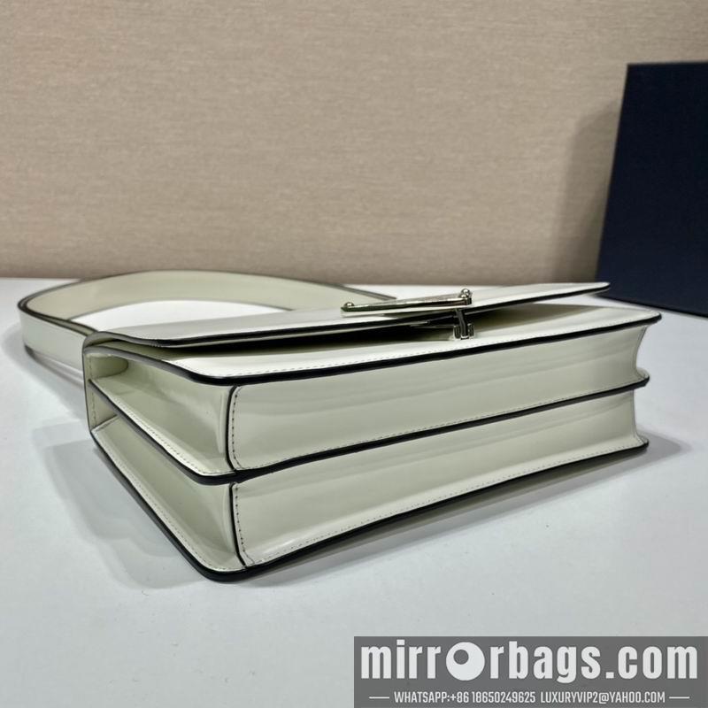 Replica Prada Bags Embleme 1BD321 24x15x6cm ap 34