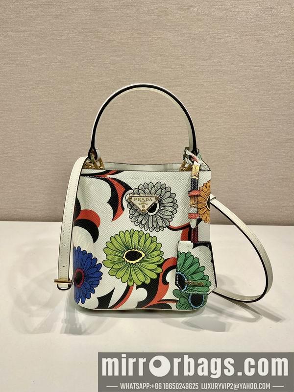 Replica Prada Bags Prada 1BA217花卉17x18x10.5cm AP