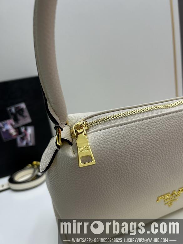 Replica Prada Bags Prada 1BA109 30x22x10cm jj4