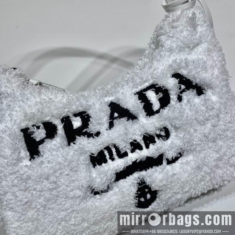 Replica Prada Bags Hobo Re-Edition 1NE515 22x17x6cm ap 05