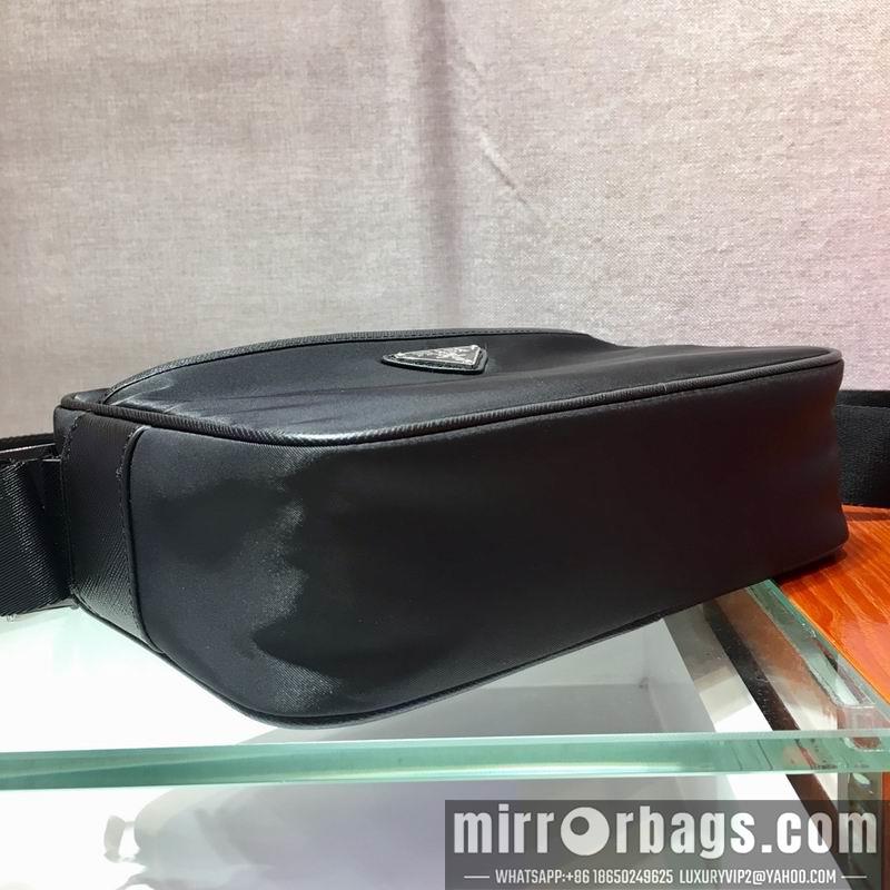 Replica Prada Bags Re-Nylon Saffiano 2VH048 23x16x7cm ap 20