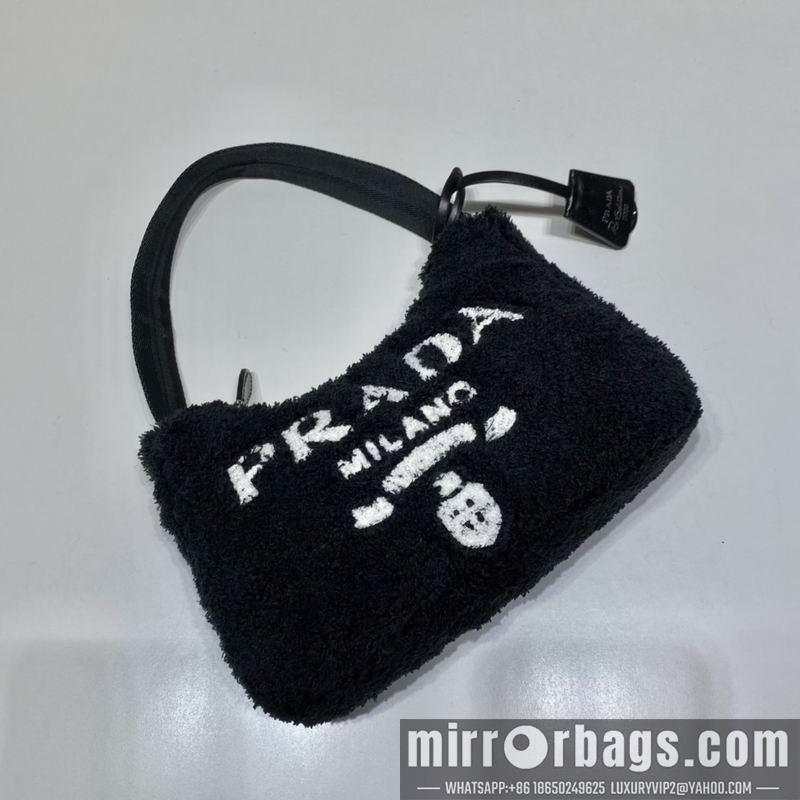 Replica Prada Bags Hobo Re-Edition 1NE515 22x17x6cm ap 05