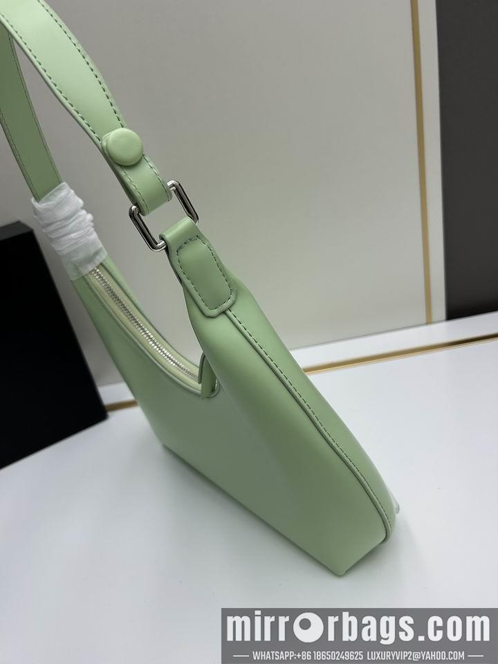 Replica Prada Bags Prada 818 30x12x6cm jj2