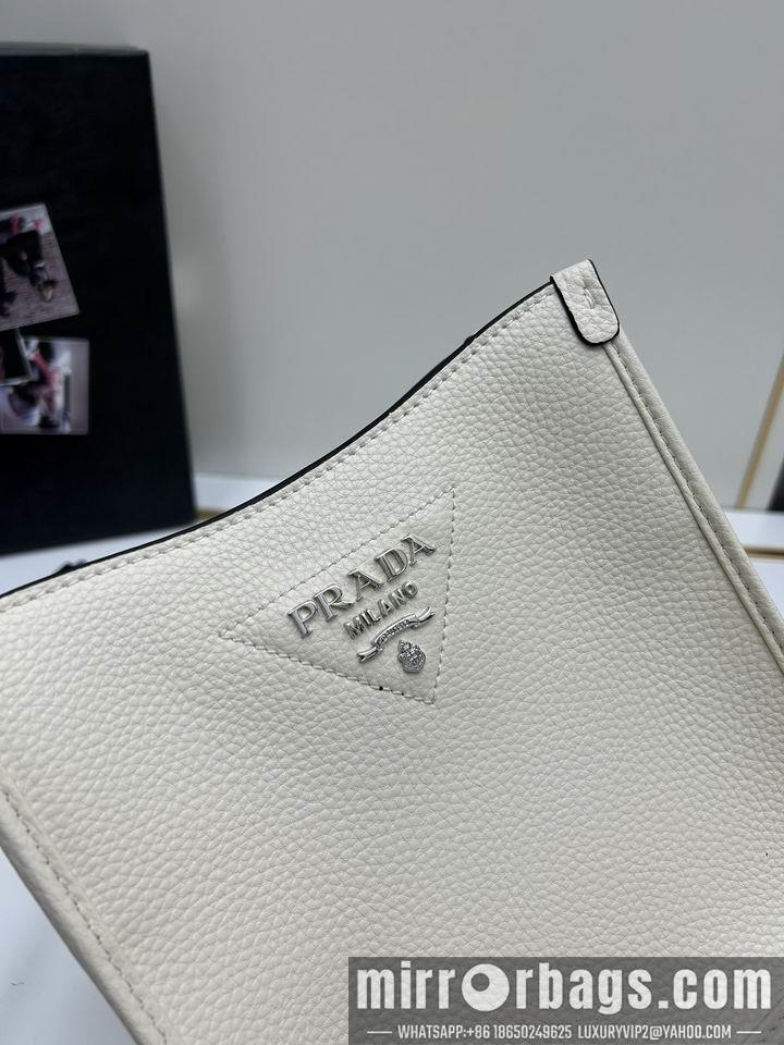 Replica Prada Bags Prada 1BC073 20x19x6cm jj4