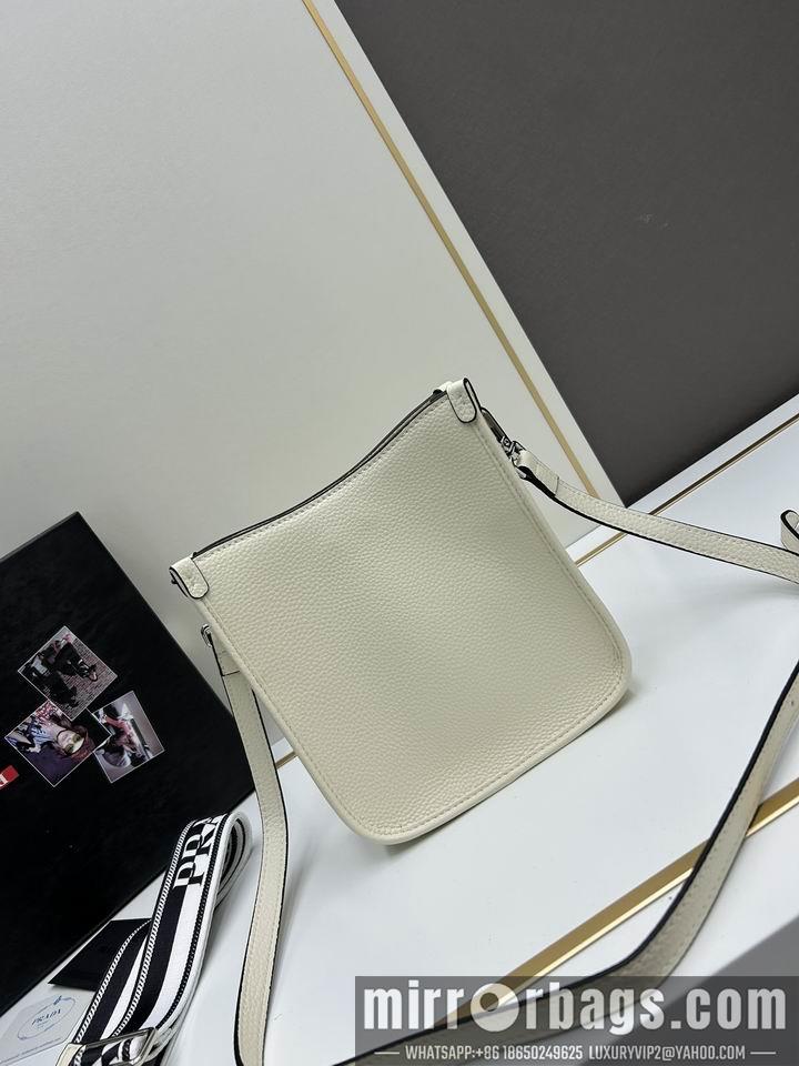 Replica Prada Bags Prada 1BC073 20x19x6cm jj4