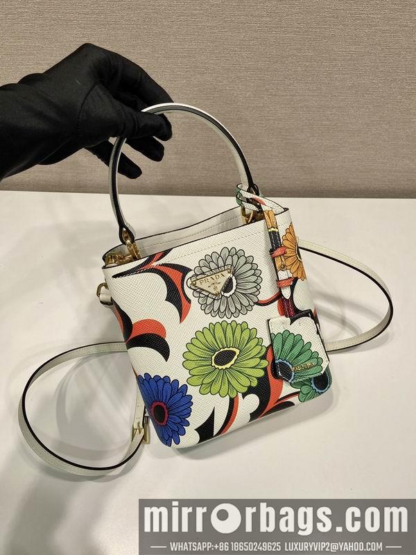 Replica Prada Bags Prada 1BA217花卉17x18x10.5cm AP