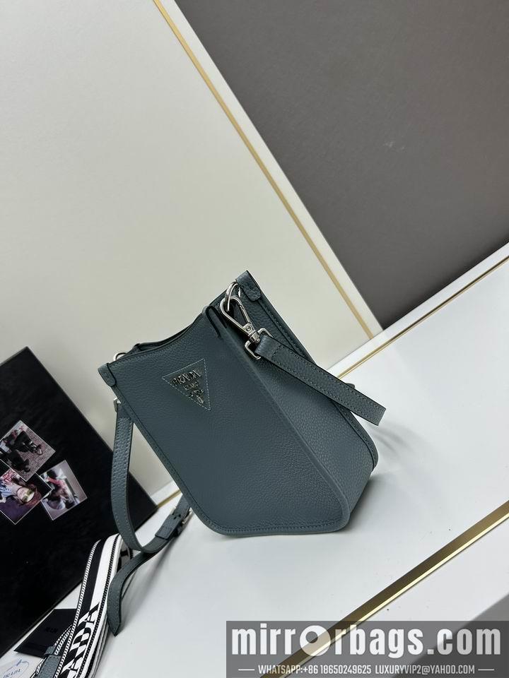 Replica Prada Bags Prada 1BC073 20x19x6cm jj5