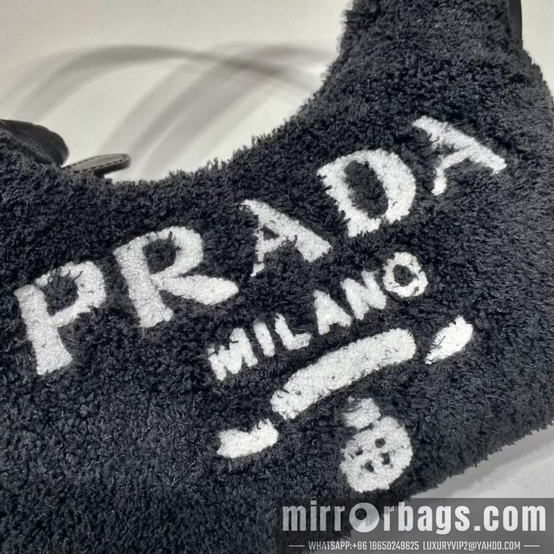 Replica Prada Bags Hobo Re-Edition 1NE515 22x17x6cm ap 05