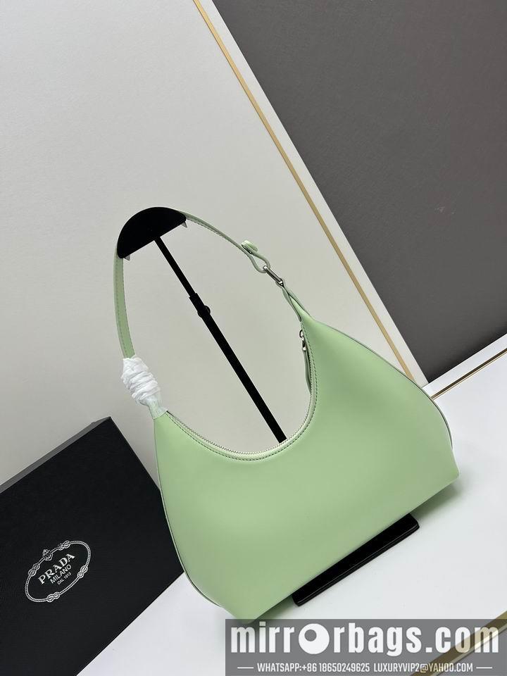 Replica Prada Bags Prada 818 30x12x6cm jj2