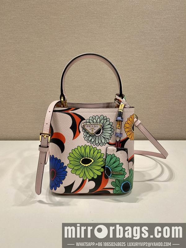 Replica Prada Bags Prada 1BA217花卉17x18x10.5cm AP
