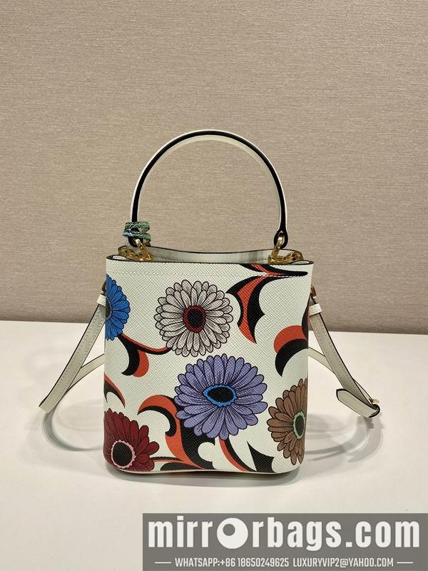 Replica Prada Bags Prada 1BA217花卉17x18x10.5cm AP