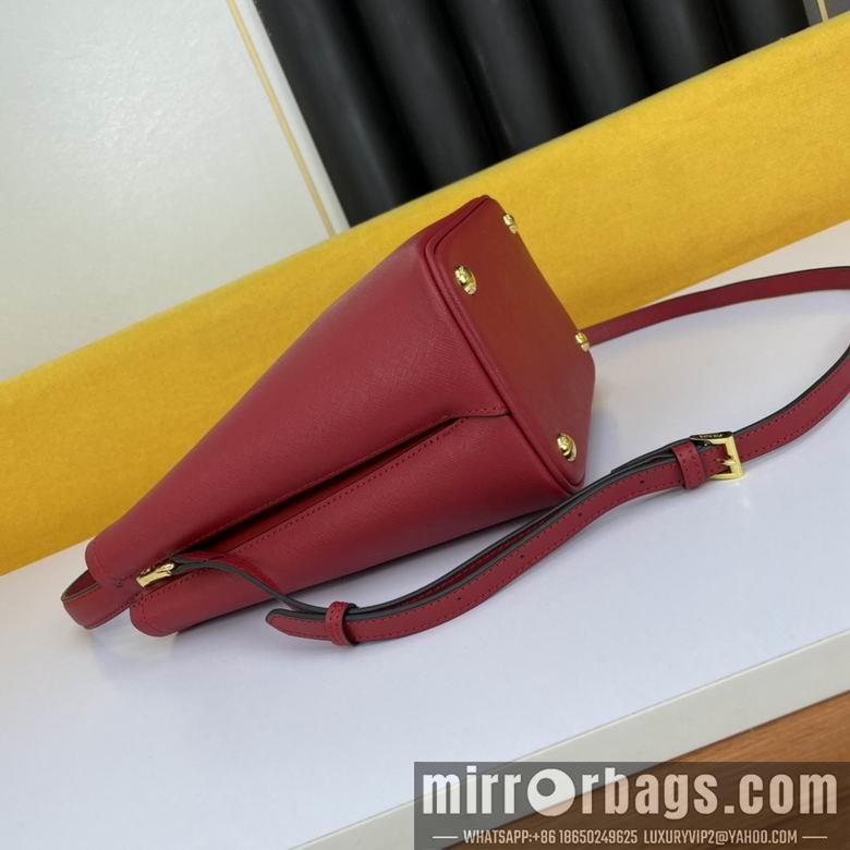 Replica Prada Bags WW1BA213红 23X13X22