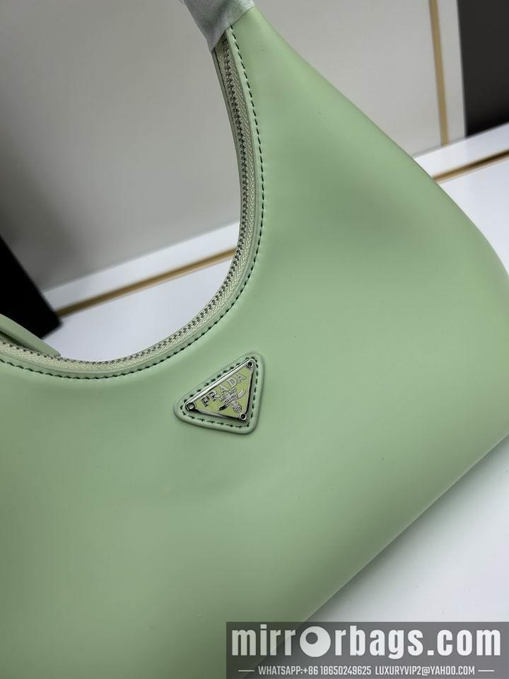 Replica Prada Bags Prada 818 30x12x6cm jj2