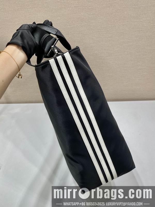Replica Prada Bags Re-Nylon Saffiano 2VG090 39x40x16cm ap 16