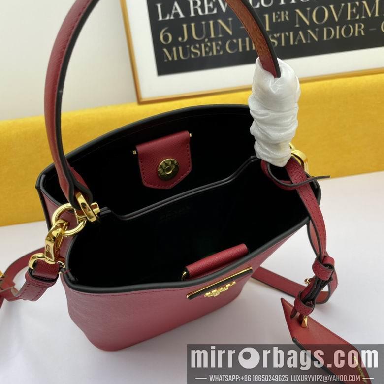 Replica Prada Bags WW1BA219红 21X11X18