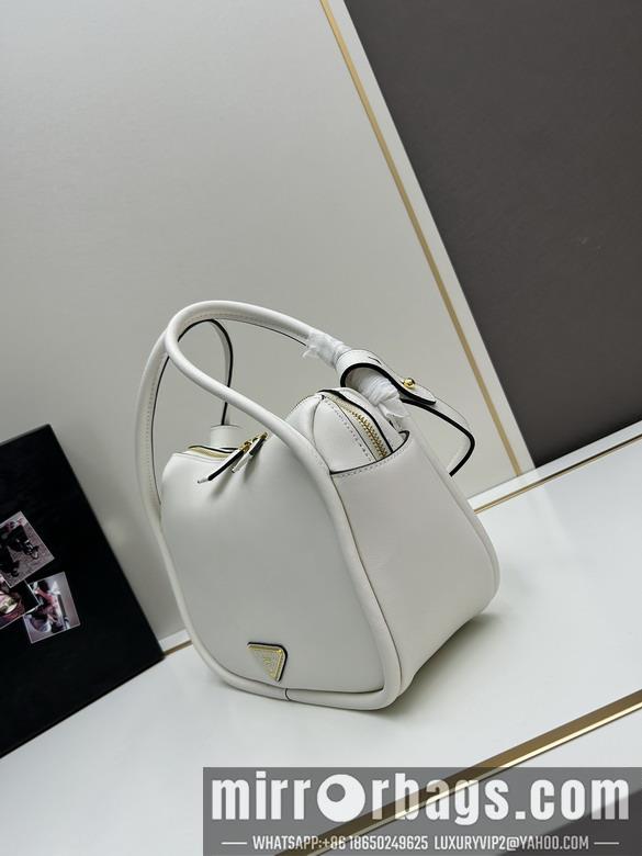 Replica Prada Bags Prada Lindy 25x18x10.5cm jj2