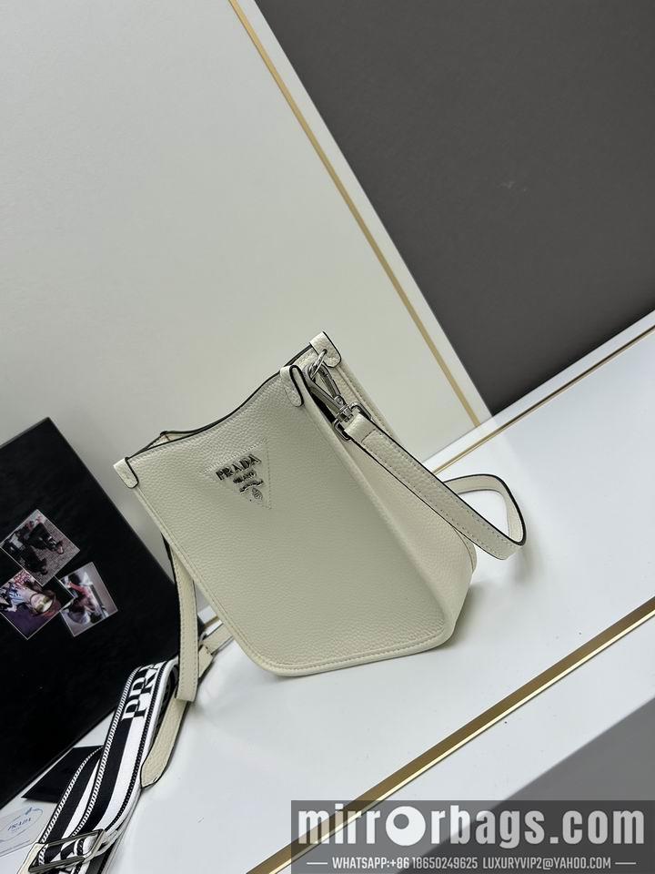Replica Prada Bags Prada 1BC073 20x19x6cm jj4