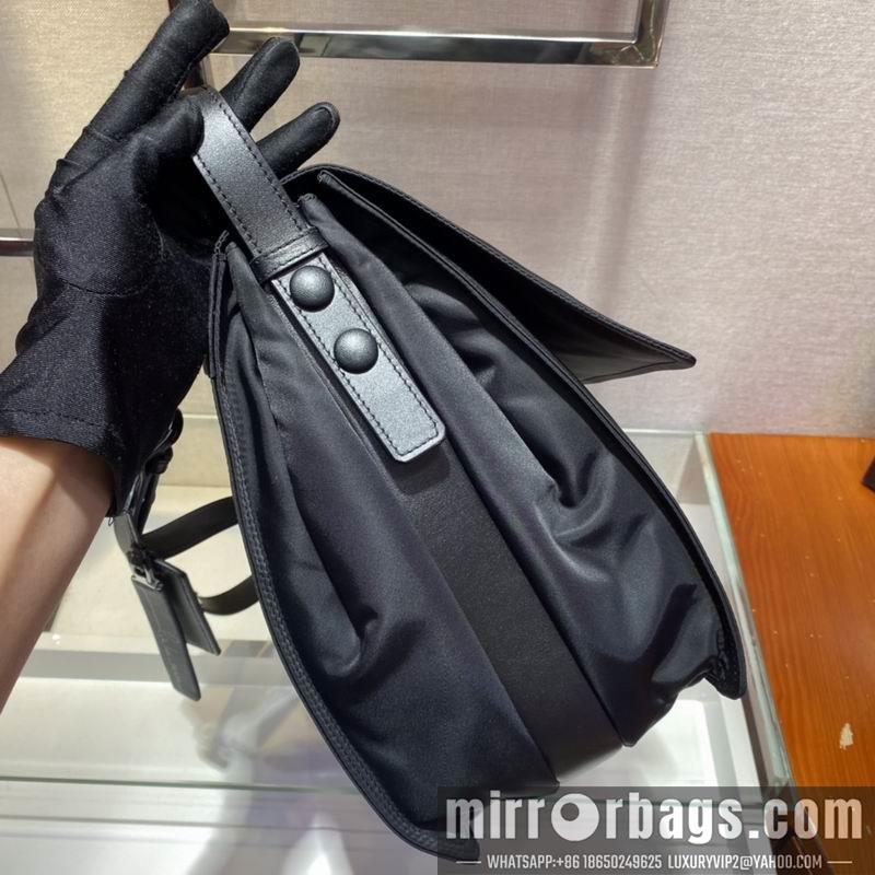 Replica Prada Bags Re-Nylon 1BD256 36x28x14 ap 19