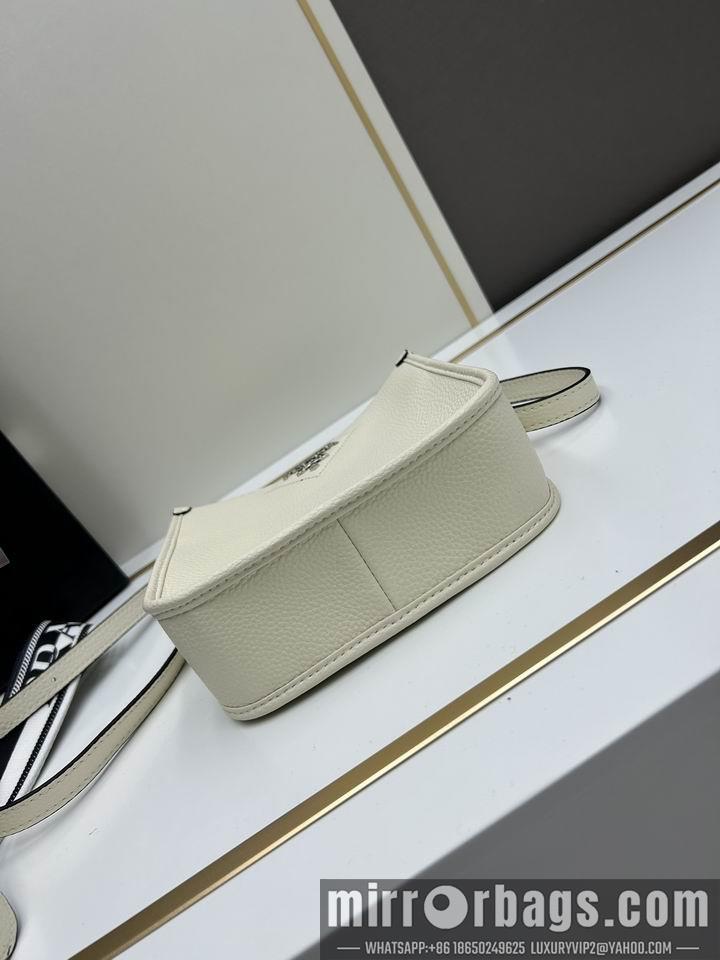 Replica Prada Bags Prada 1BC073 20x19x6cm jj4