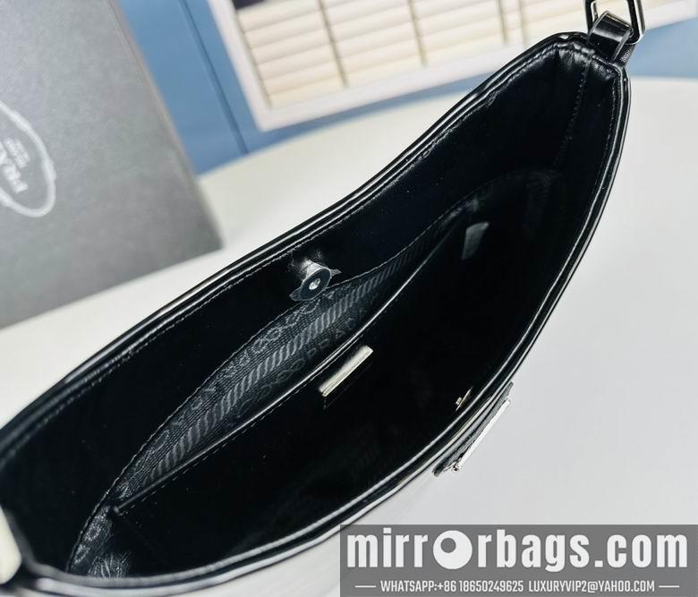 Replica Prada Bags 123 27cm XMY 4