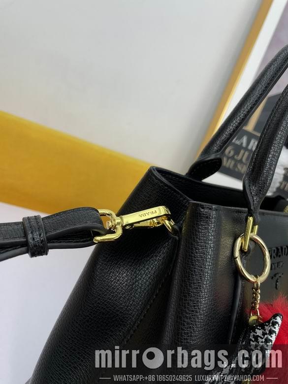 Replica Prada Bags WW5005黑 30X22X13