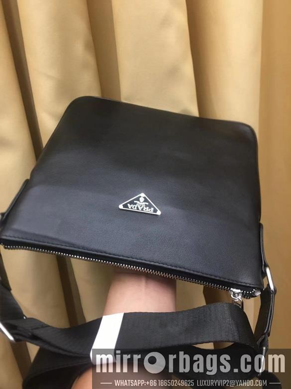 Replica Prada Bags 990-4 26X25cm WP-1