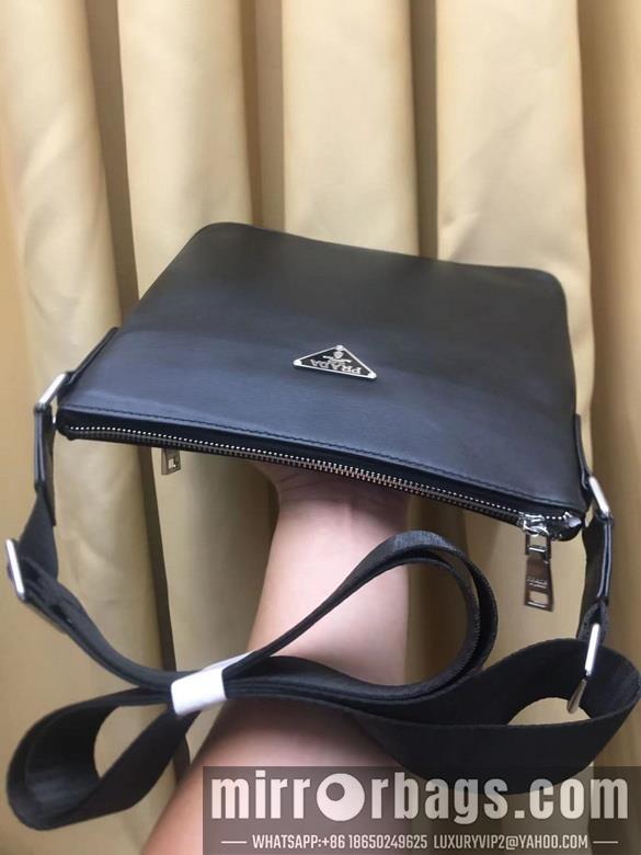 Replica Prada Bags 990-4 26X25cm WP-1