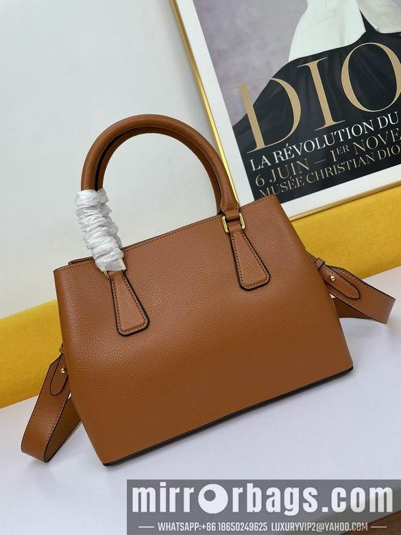 Replica Prada Bags WW5005棕 30X22X13