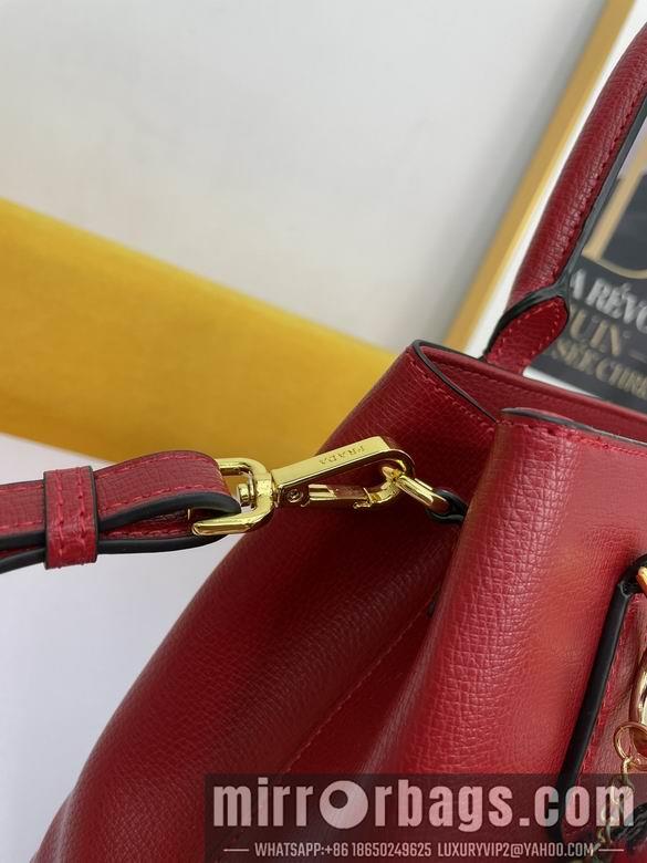 Replica Prada Bags WW5005红 30X22X13
