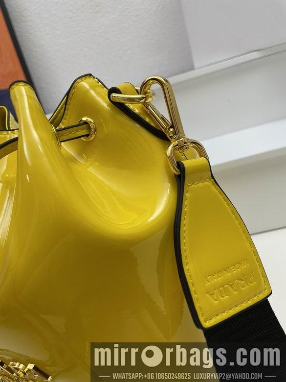 Replica Prada Bags 55133 18X22X12cm XM 2
