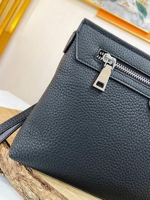 Replica Prada Bags 660-1 28X18X3cm XM