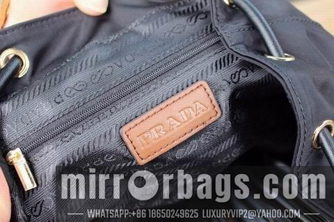 Replica Prada Bags WM00028-1