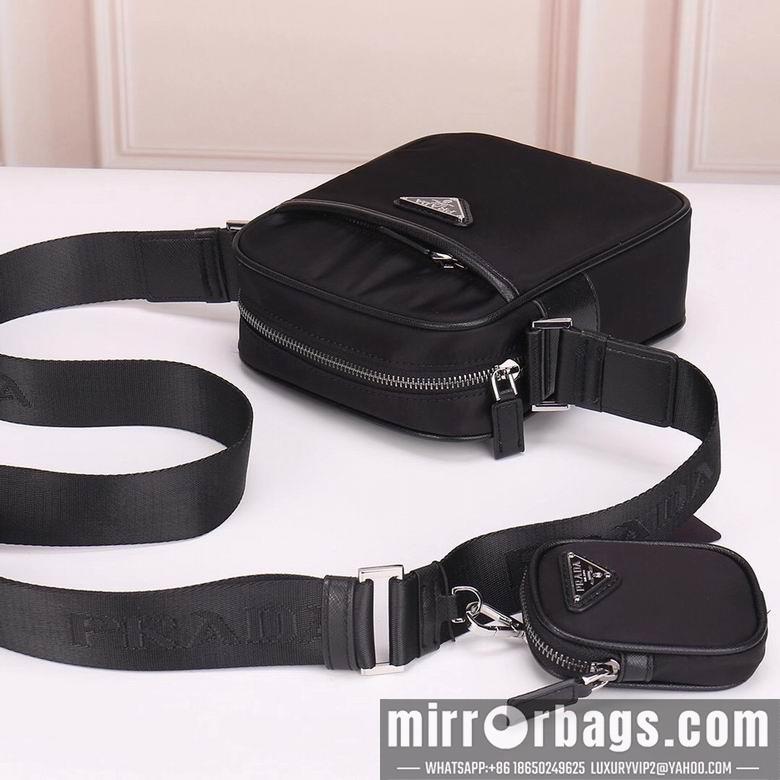 Replica Prada Bags 20X16X6cm 053065 XM