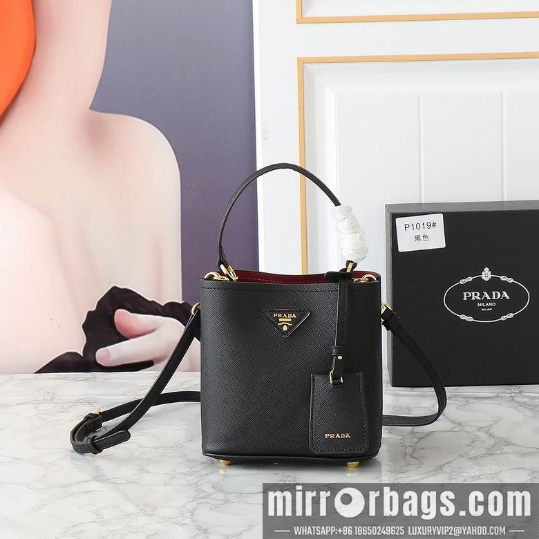 Replica Prada Bags 1019 20cm XMY 5