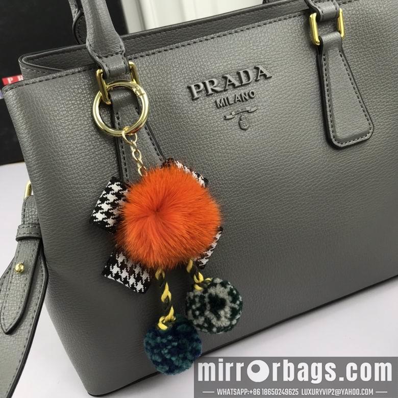 Replica Prada Bags WW5005灰 30X22X13