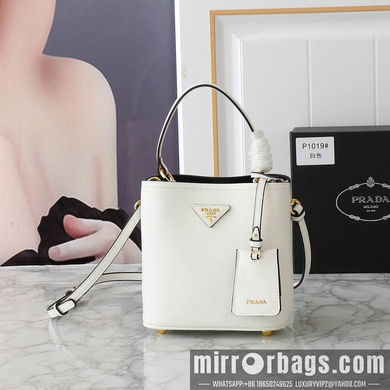 Replica Prada Bags 1019 20cm XMY 4