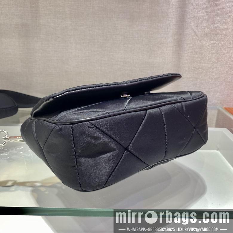 Replica Prada Bags 1BD292 21X16X7cm XM-1