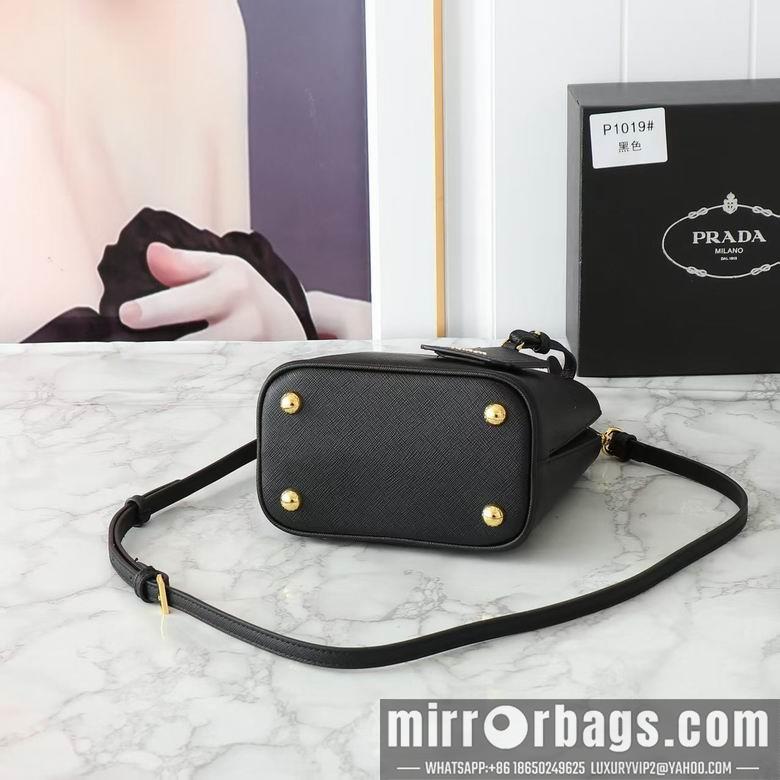 Replica Prada Bags 1019 20cm XMY 5