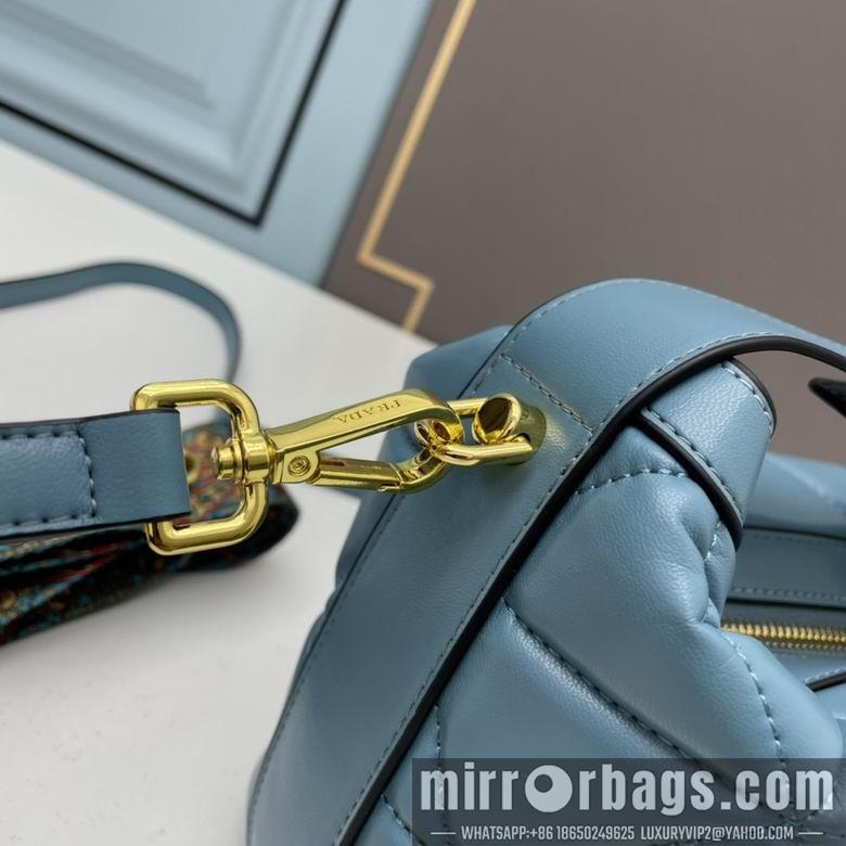 Replica Prada Bags 66200 21X18X10cm XM 2