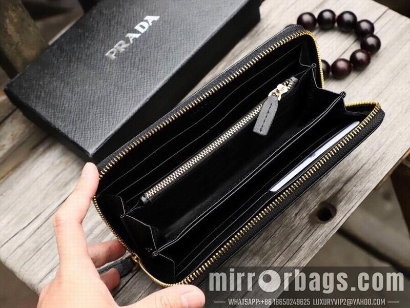 Replica Prada Bags 666050 19X10.5X2.5cm XM