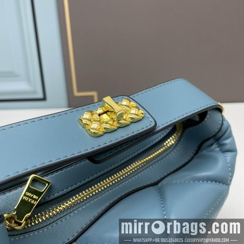 Replica Prada Bags 66200 21X18X10cm XM 2